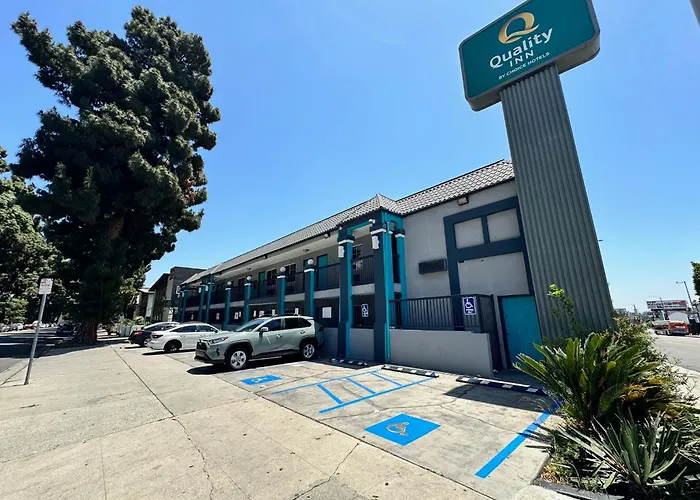 Quality Inn Near Hollywood Walk Of Fame