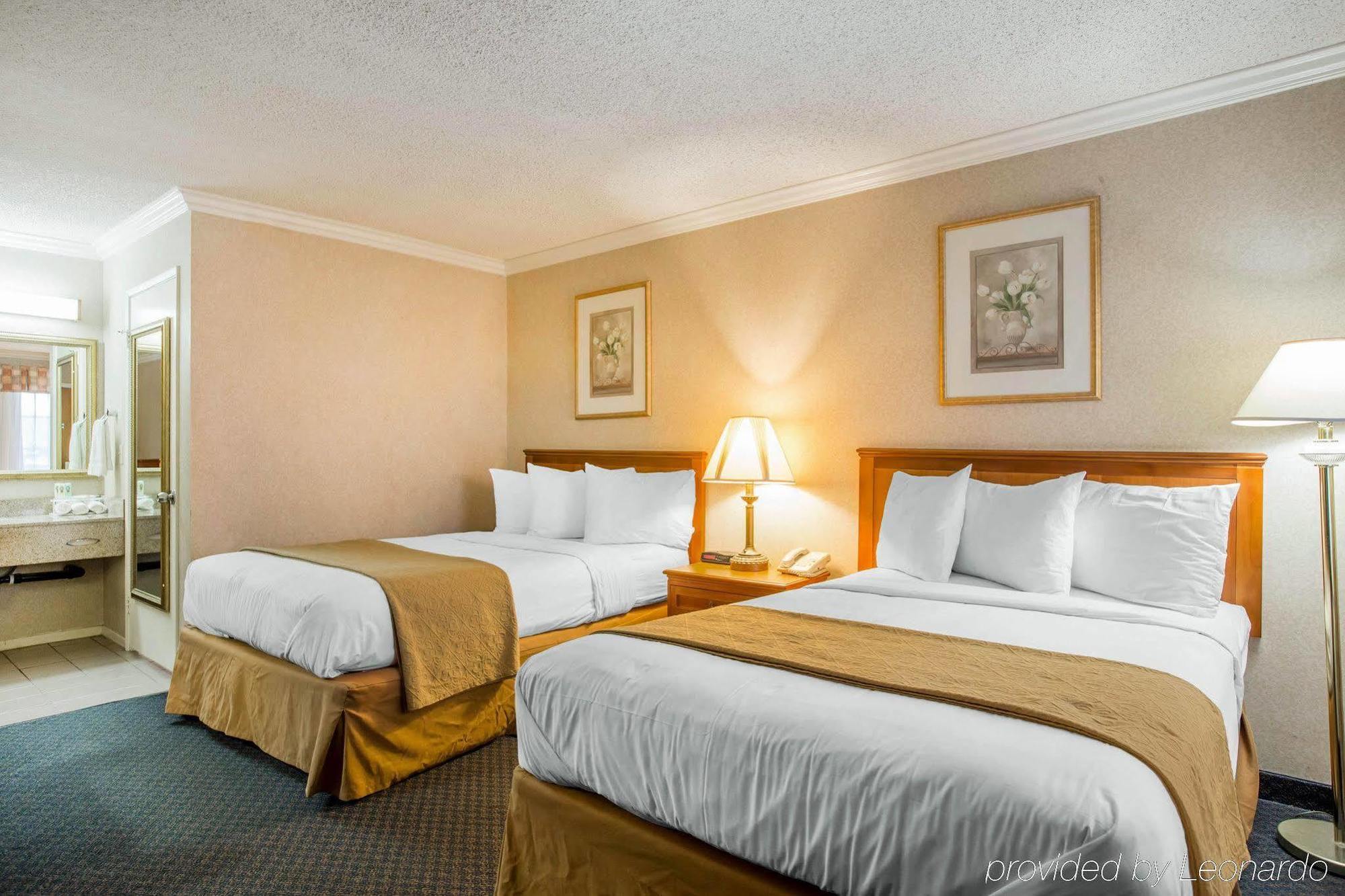 Quality Near Hollywood Walk Of Fame 2*