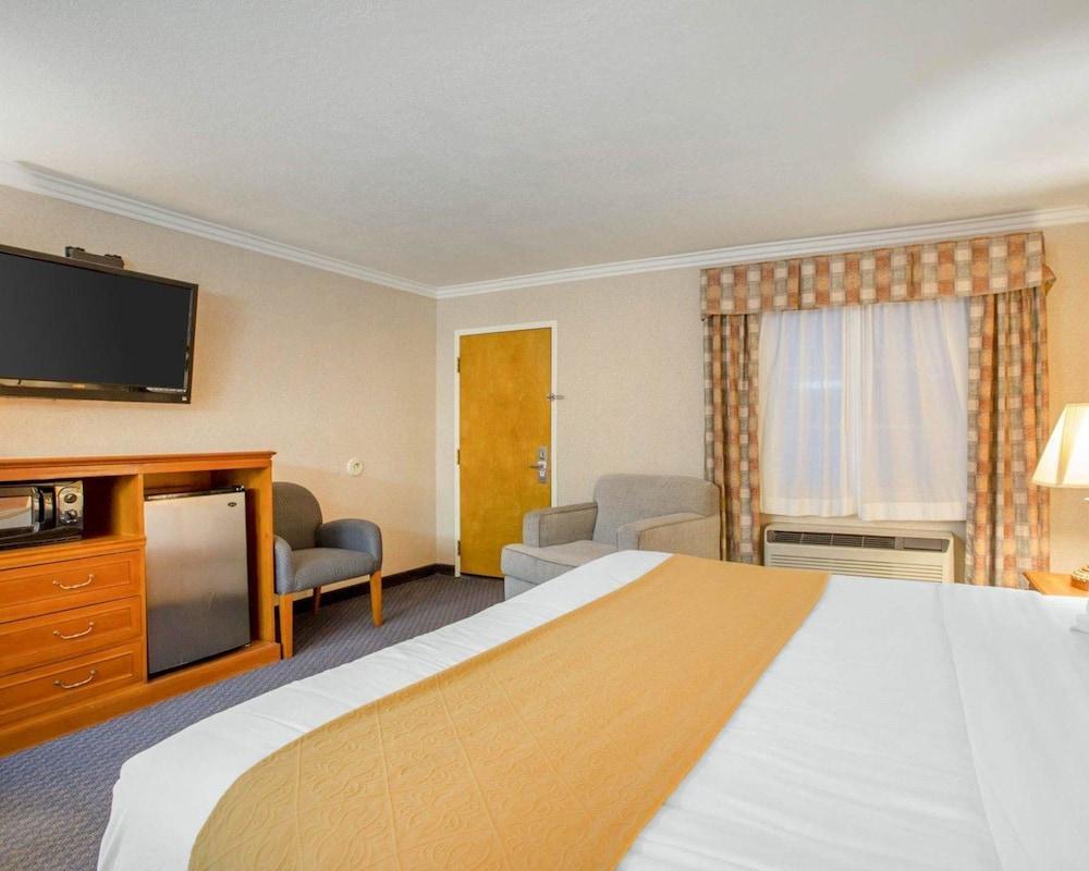Inn Quality Near Hollywood Walk Of Fame 2*